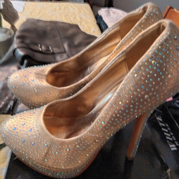 Bling high high party heels!! - Picture 2 of 2